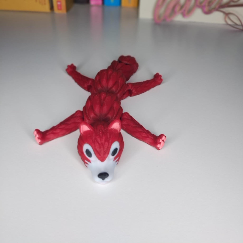 Articulated 3D Printed Wolf Figurine – Collectible Desk Toy